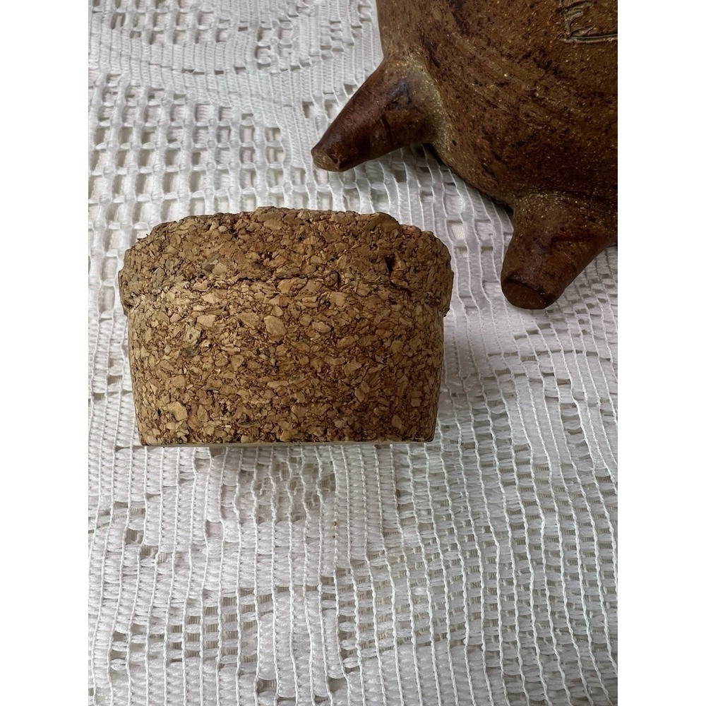 Vintage Signed Studio Pottery Piggy Bank Dorothy Beach Cork Stopper Folk Art - Picture 9 of 16